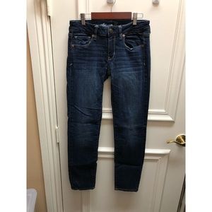 American Eagle Skinny Jeans- Size 6 Short